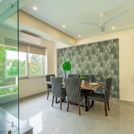 Lavish Apartments with Swimming Pool near Candolim Beach Marmagao 외부 사진